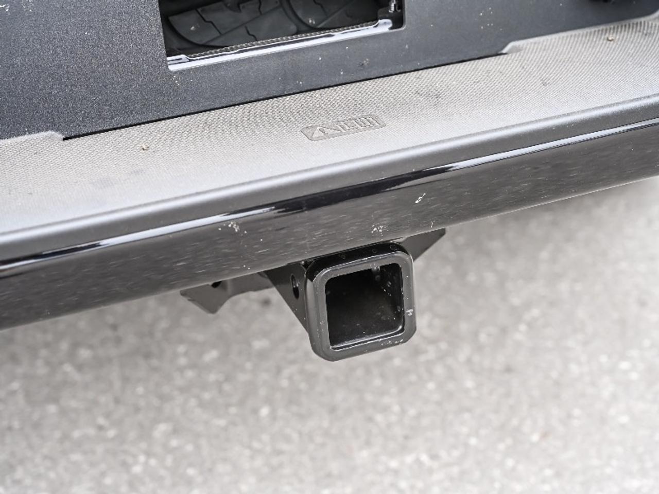 2026 Ford F-150 Platinum Photo2