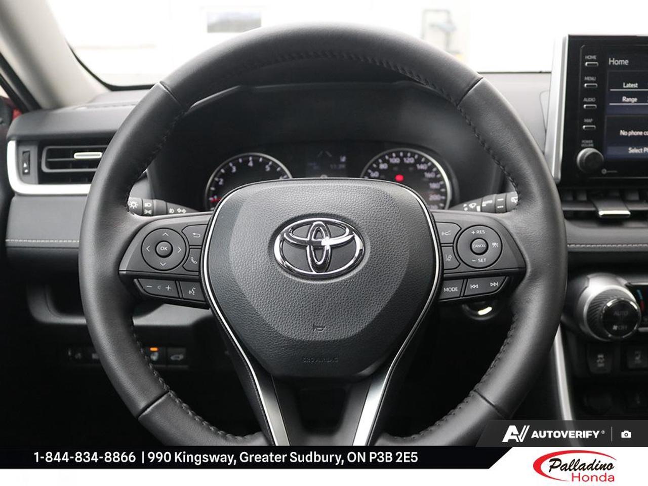 2022 Toyota RAV4 XLE Photo