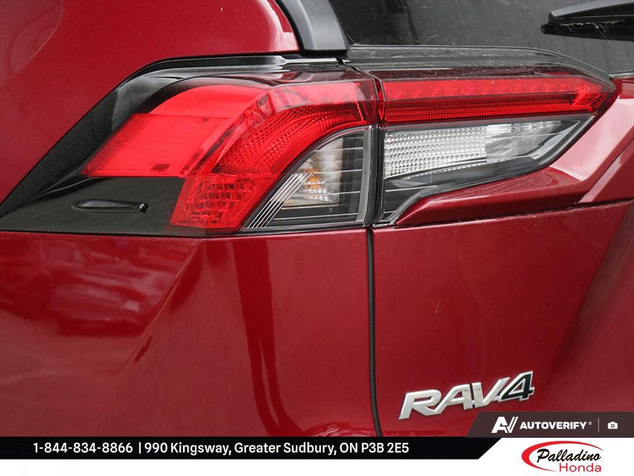 2022 Toyota RAV4 XLE Photo