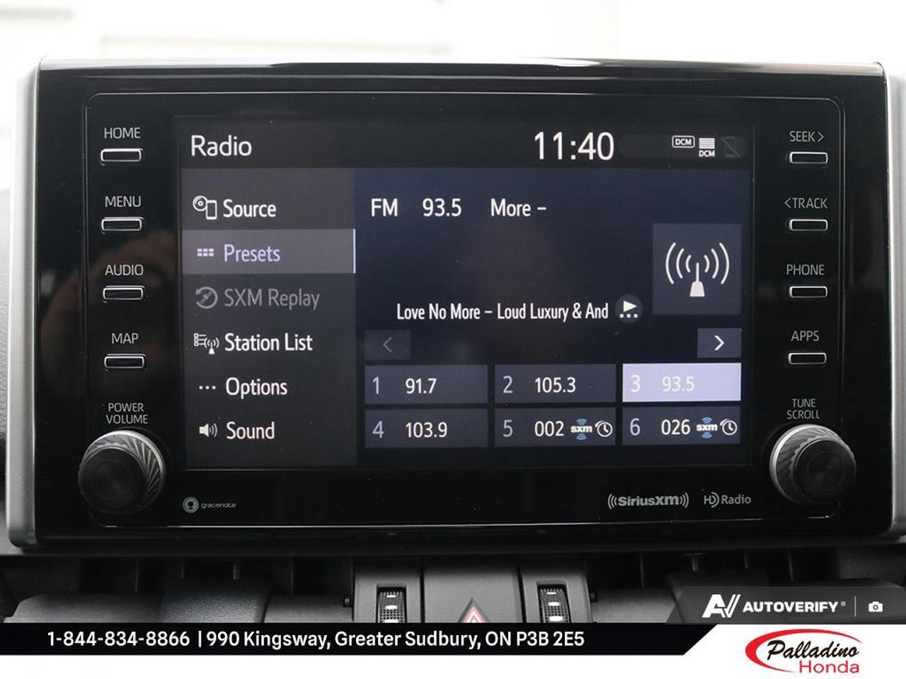 2022 Toyota RAV4 XLE Photo