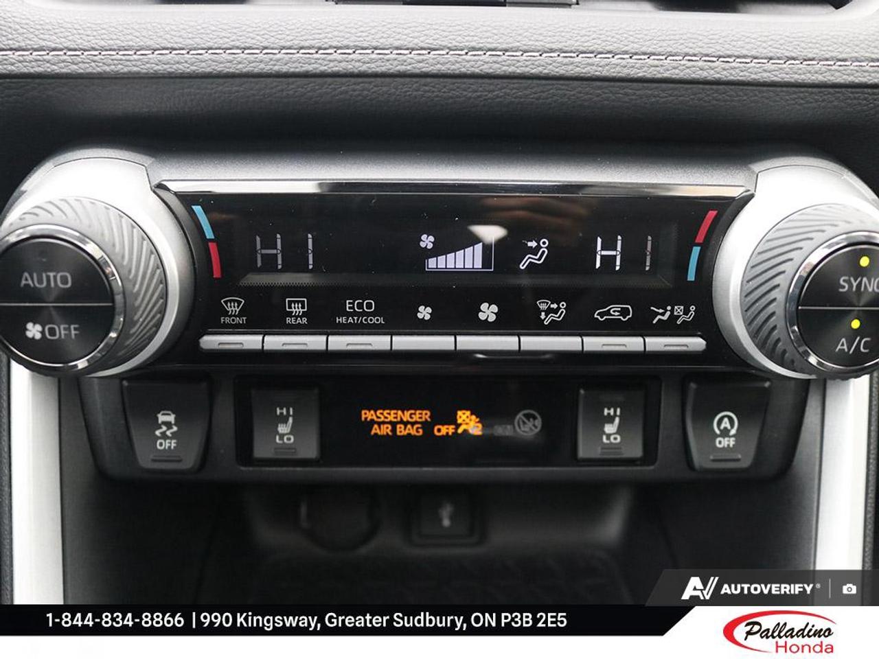 2022 Toyota RAV4 XLE Photo