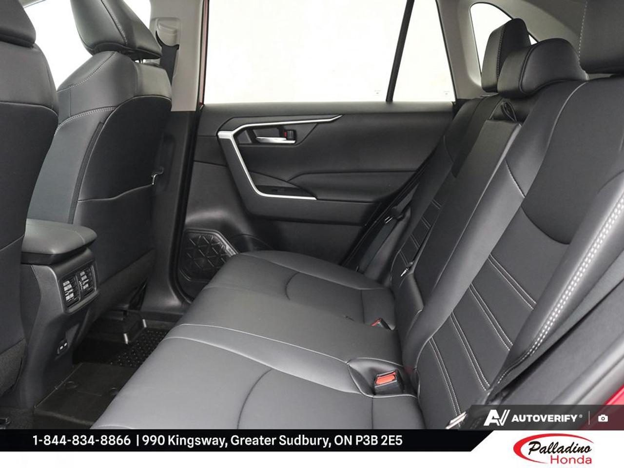 2022 Toyota RAV4 XLE Photo