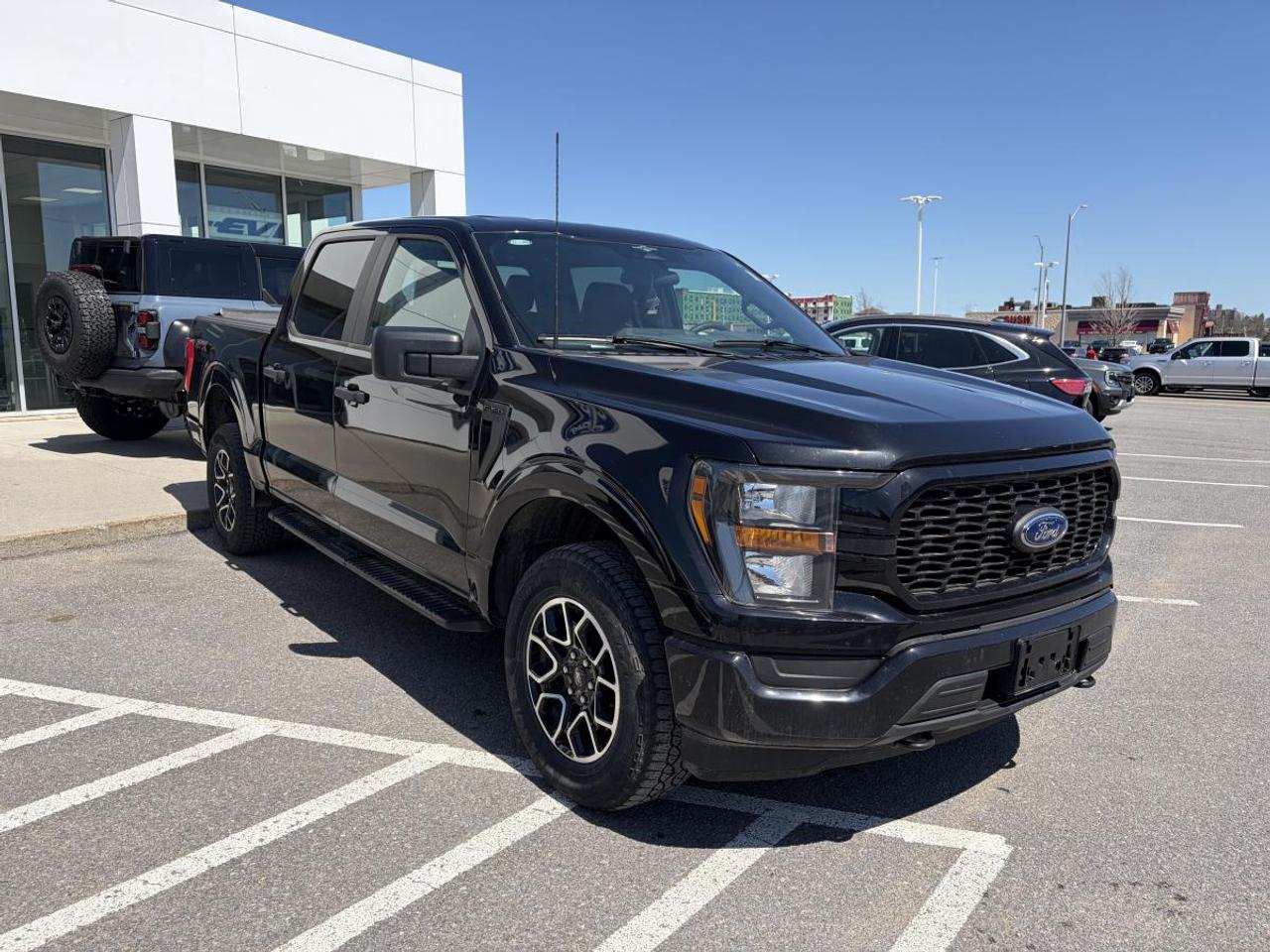 2023 Ford F-150 XL Photo