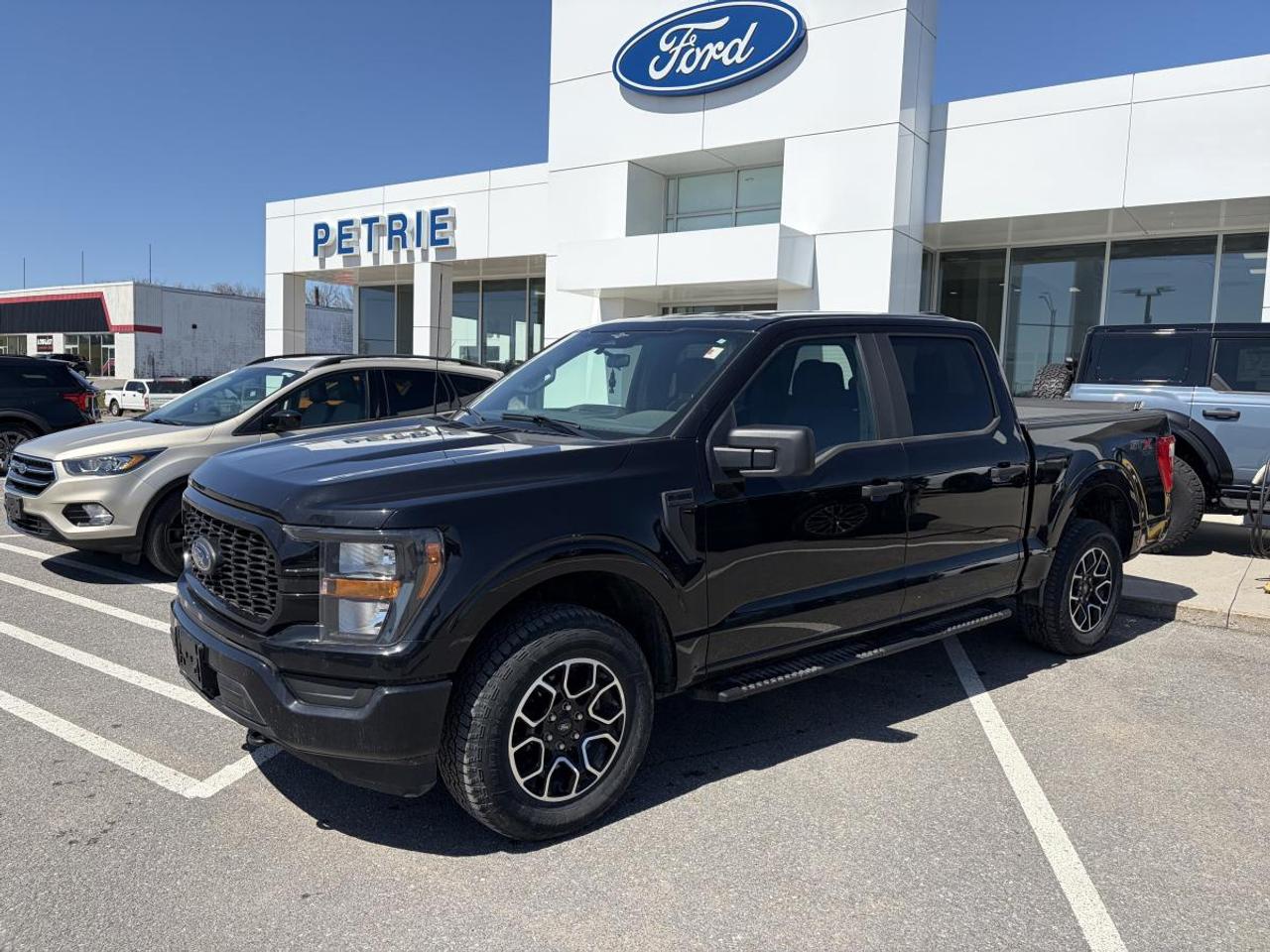 2023 Ford F-150 XL Photo0