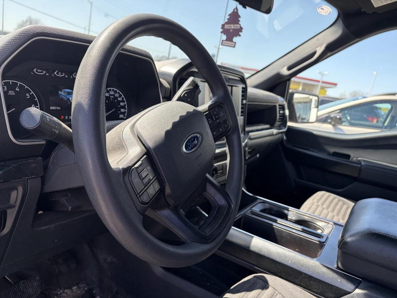 2023 Ford F-150 XL Photo