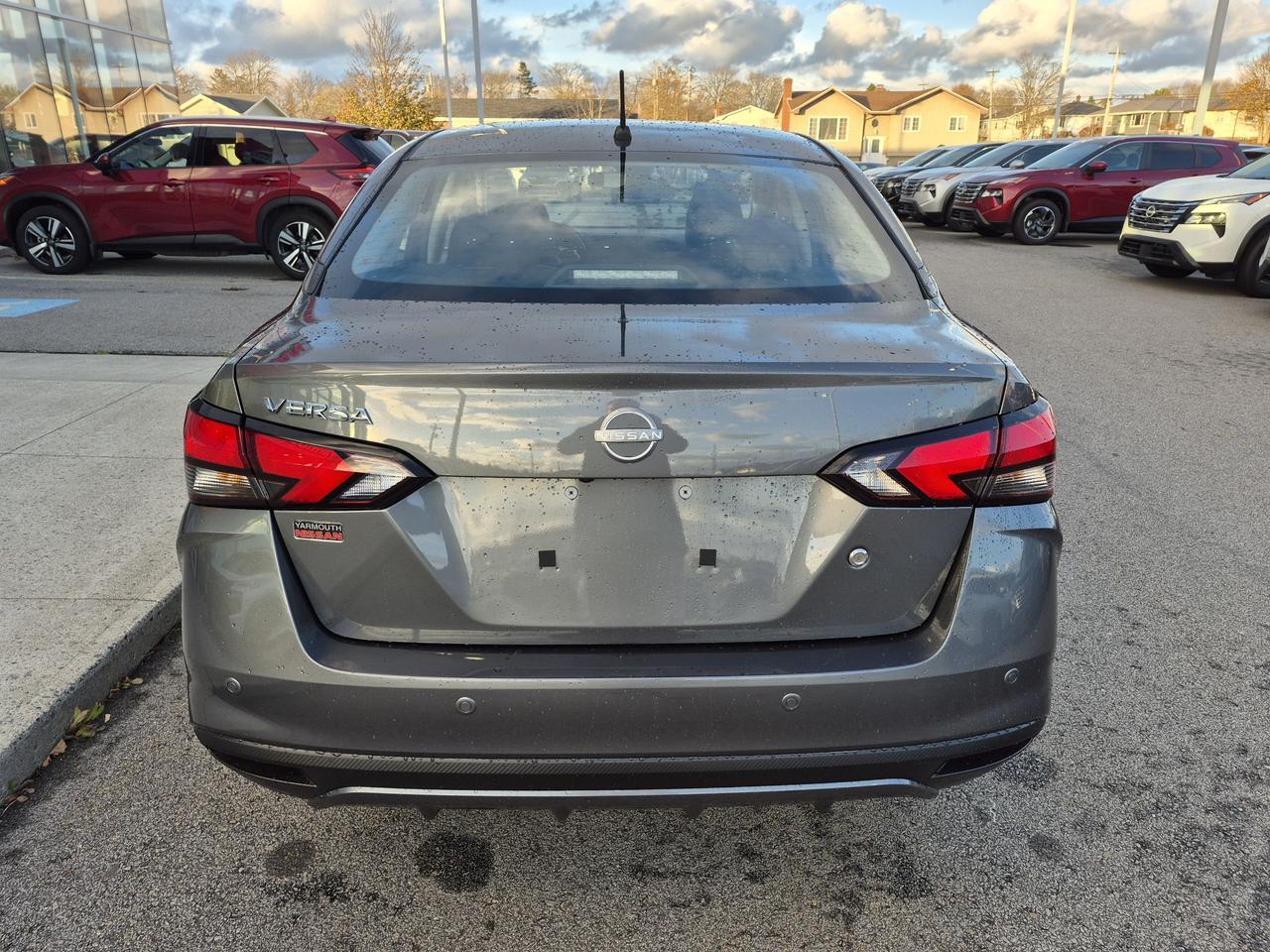 2025 Nissan Versa S Photo