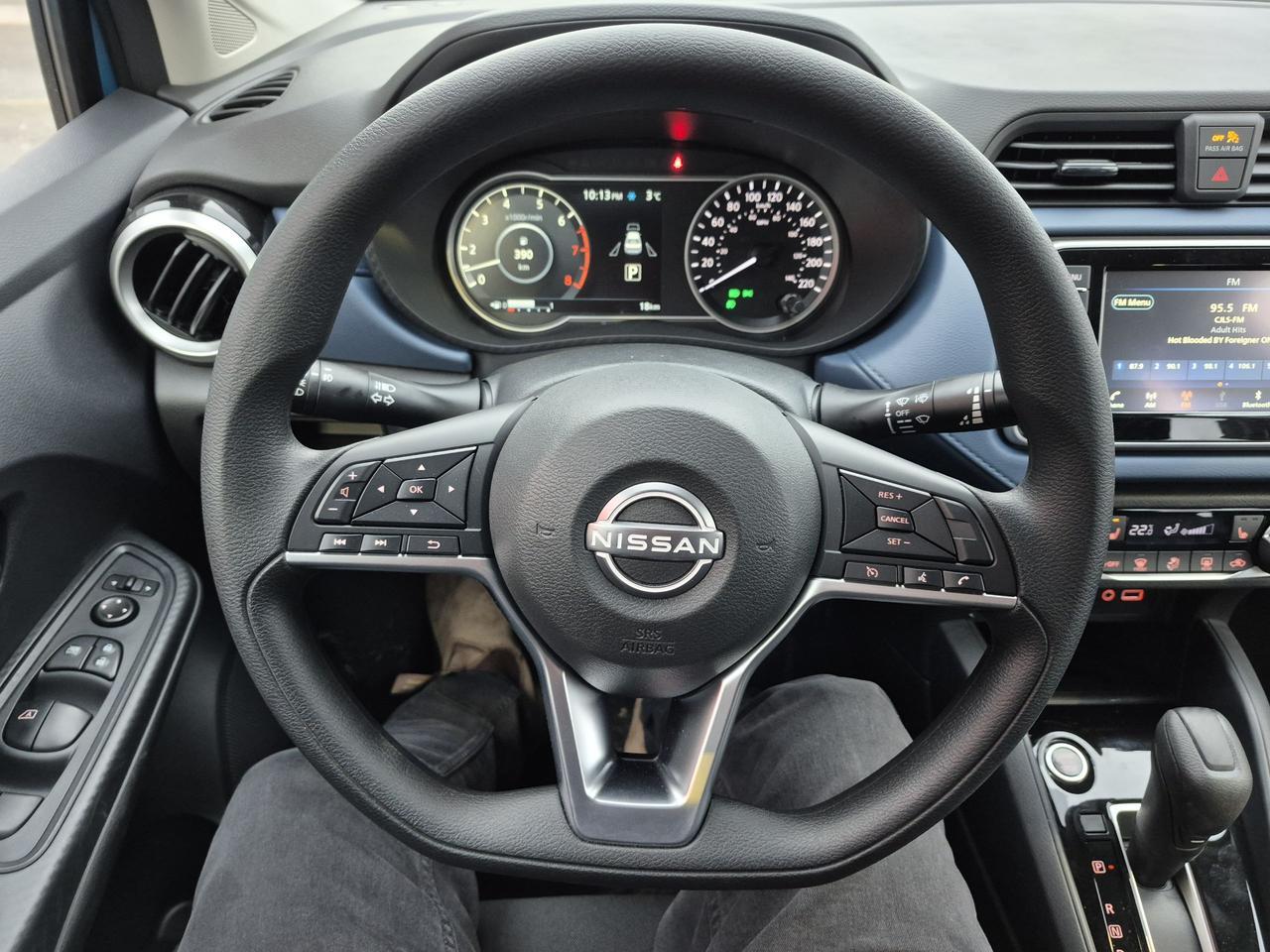 2025 Nissan Versa SV Photo