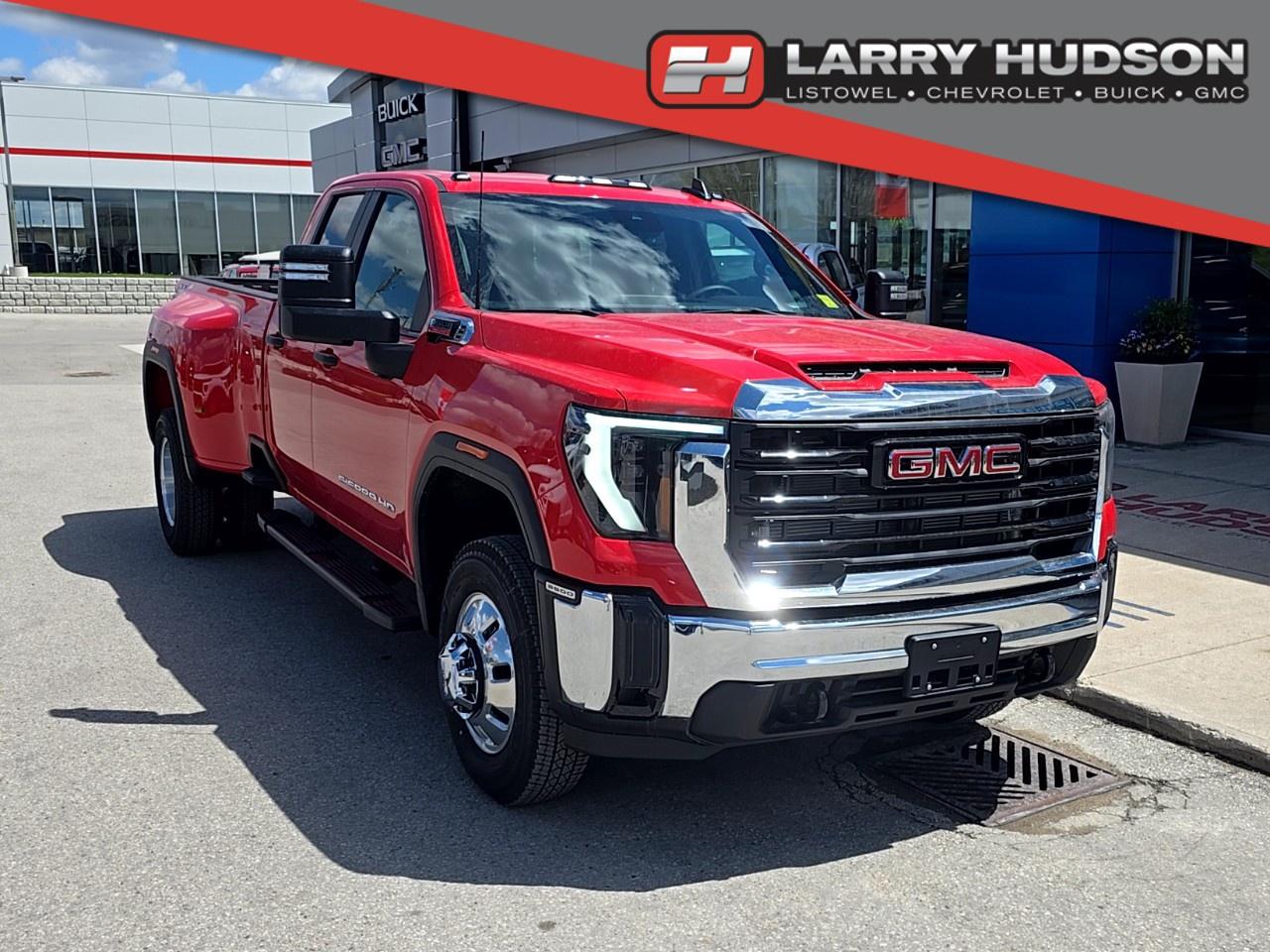 2026 GMC Sierra 3500 HD 4WD Double Cab Long Box Pro Photo0
