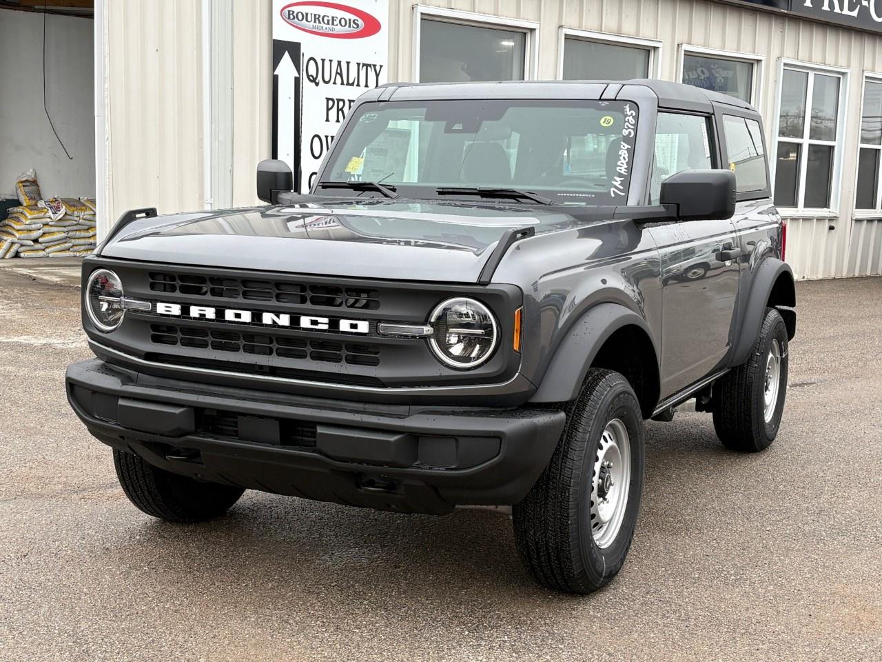 2026 Ford Bronco Base 2 Door 4x4 Photo