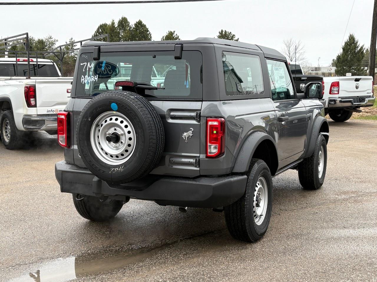 2026 Ford Bronco Base 2 Door 4x4 Photo