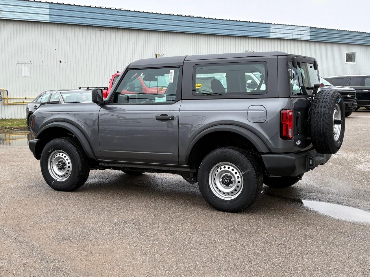 2026 Ford Bronco Base 2 Door 4x4 Photo