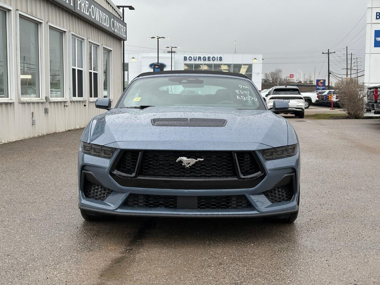 2026 Ford Mustang GT Premium Convertible Photo2