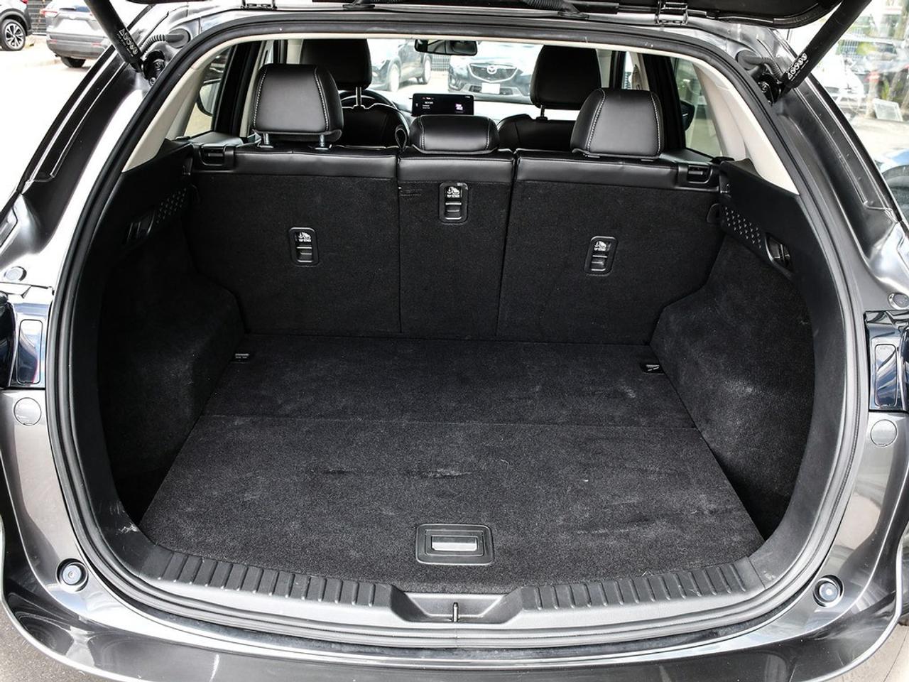 2025 Mazda CX-5  Photo