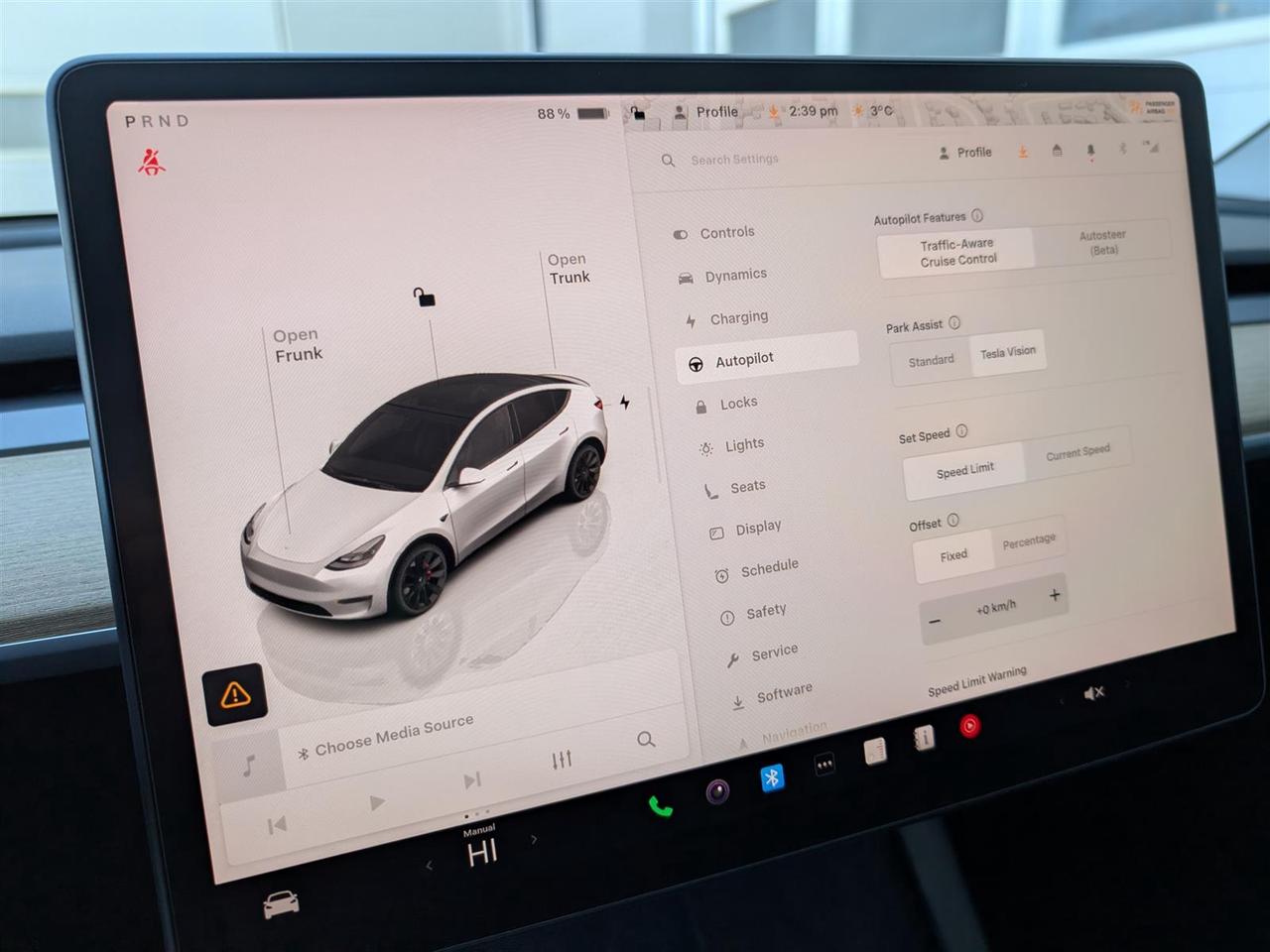2022 Tesla Model Y PERFORMANCE AWD - DUAL MOTOR Photo