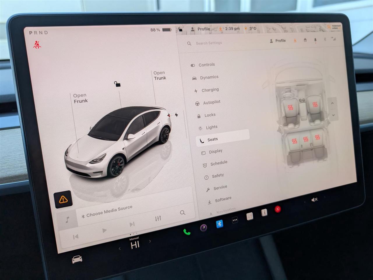 2022 Tesla Model Y PERFORMANCE AWD - DUAL MOTOR Photo