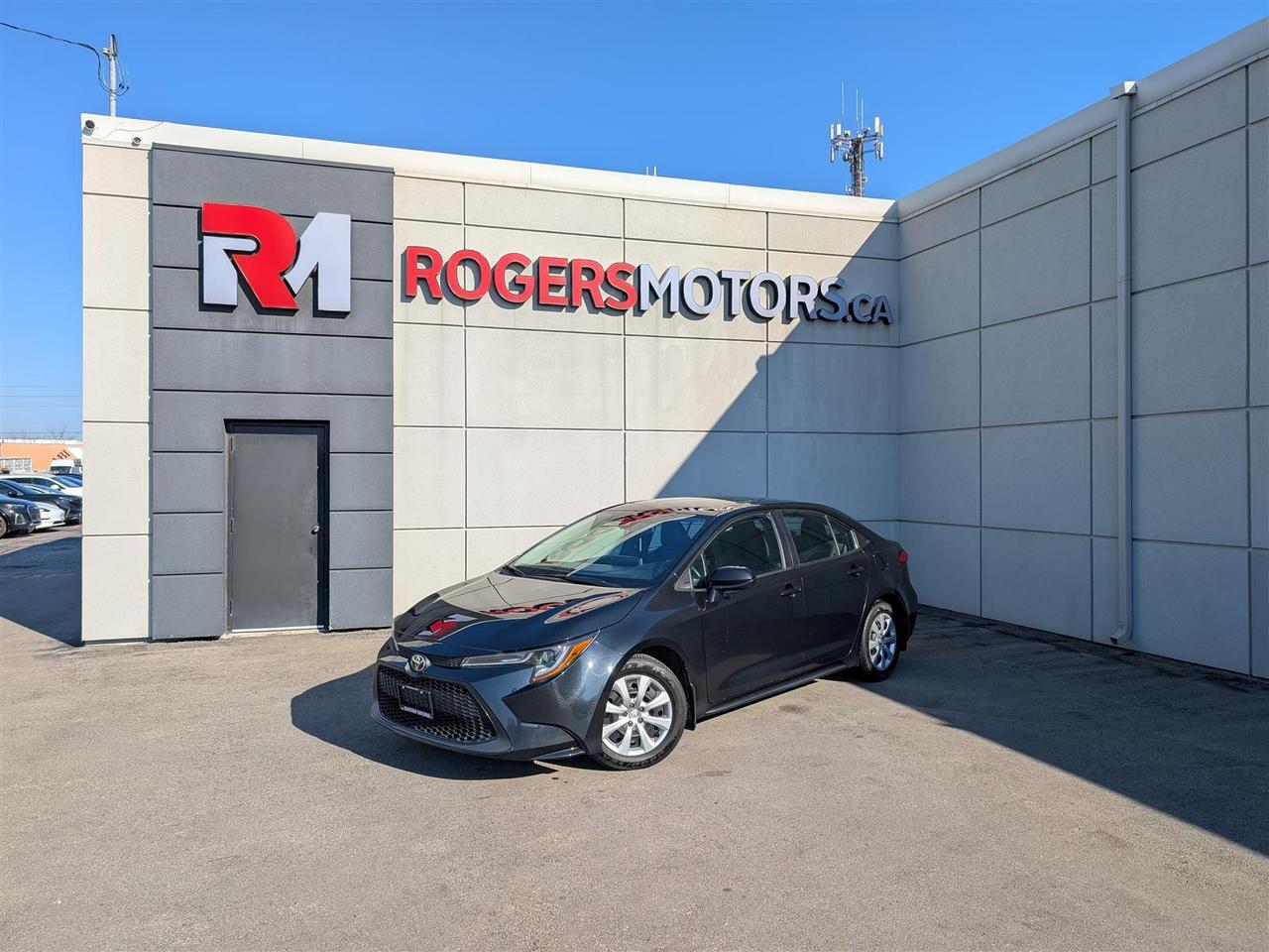 2020 Toyota Corolla LE - SUNROOF - REVERSE CAM - TECH FEATURES Photo0