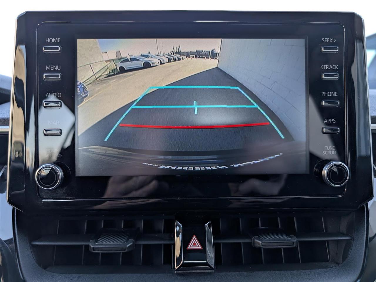 2020 Toyota Corolla LE - SUNROOF - REVERSE CAM - TECH FEATURES Photo