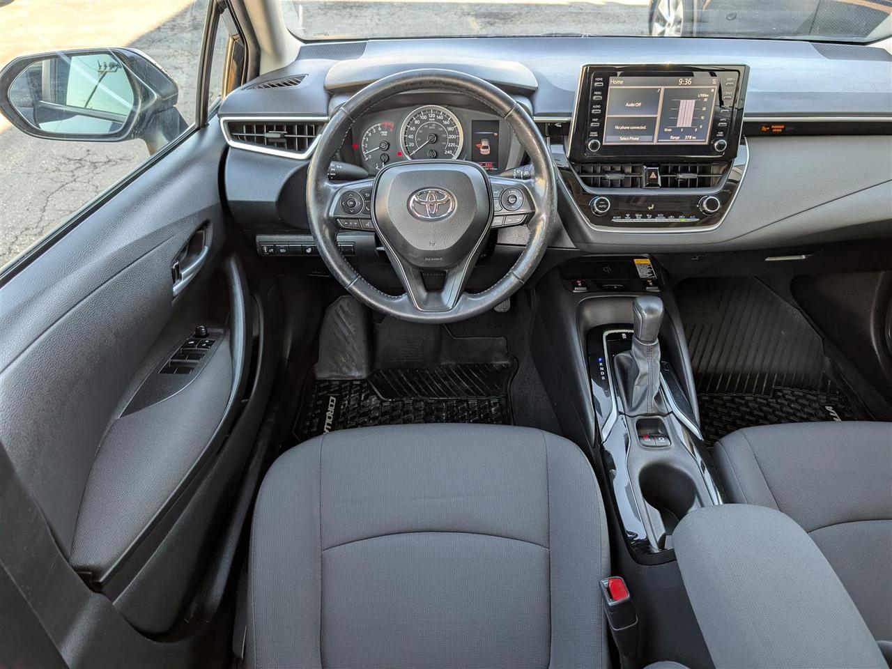 2020 Toyota Corolla LE - SUNROOF - REVERSE CAM - TECH FEATURES Photo