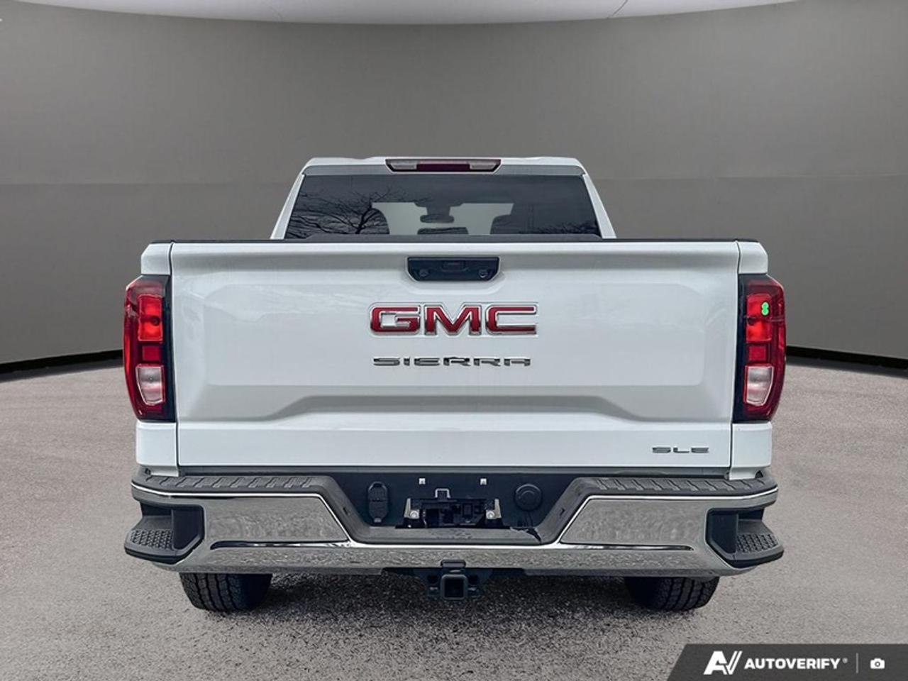 2026 GMC Sierra 1500 SLE  - Assist Steps Photo4