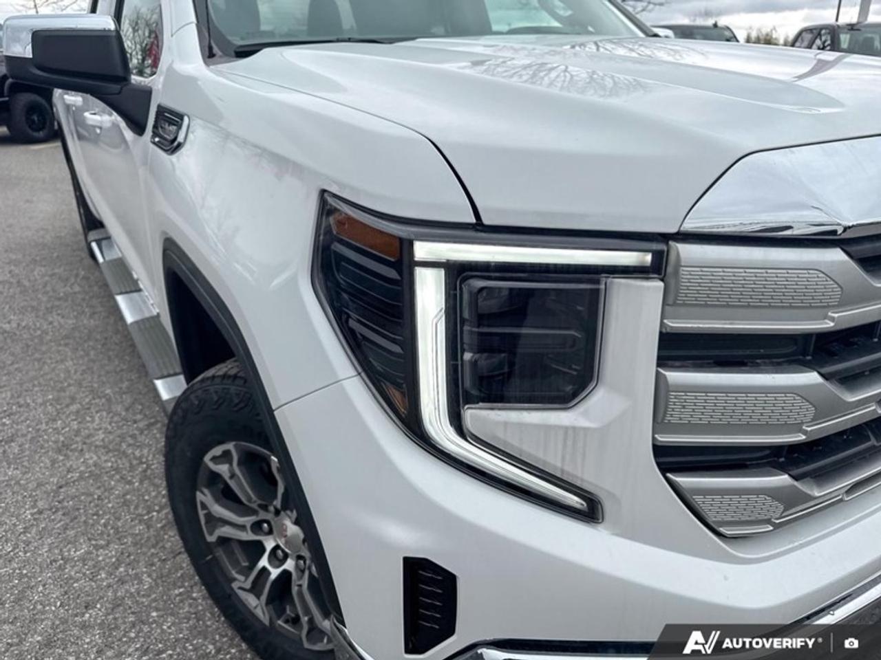2026 GMC Sierra 1500 SLE  - Assist Steps Photo