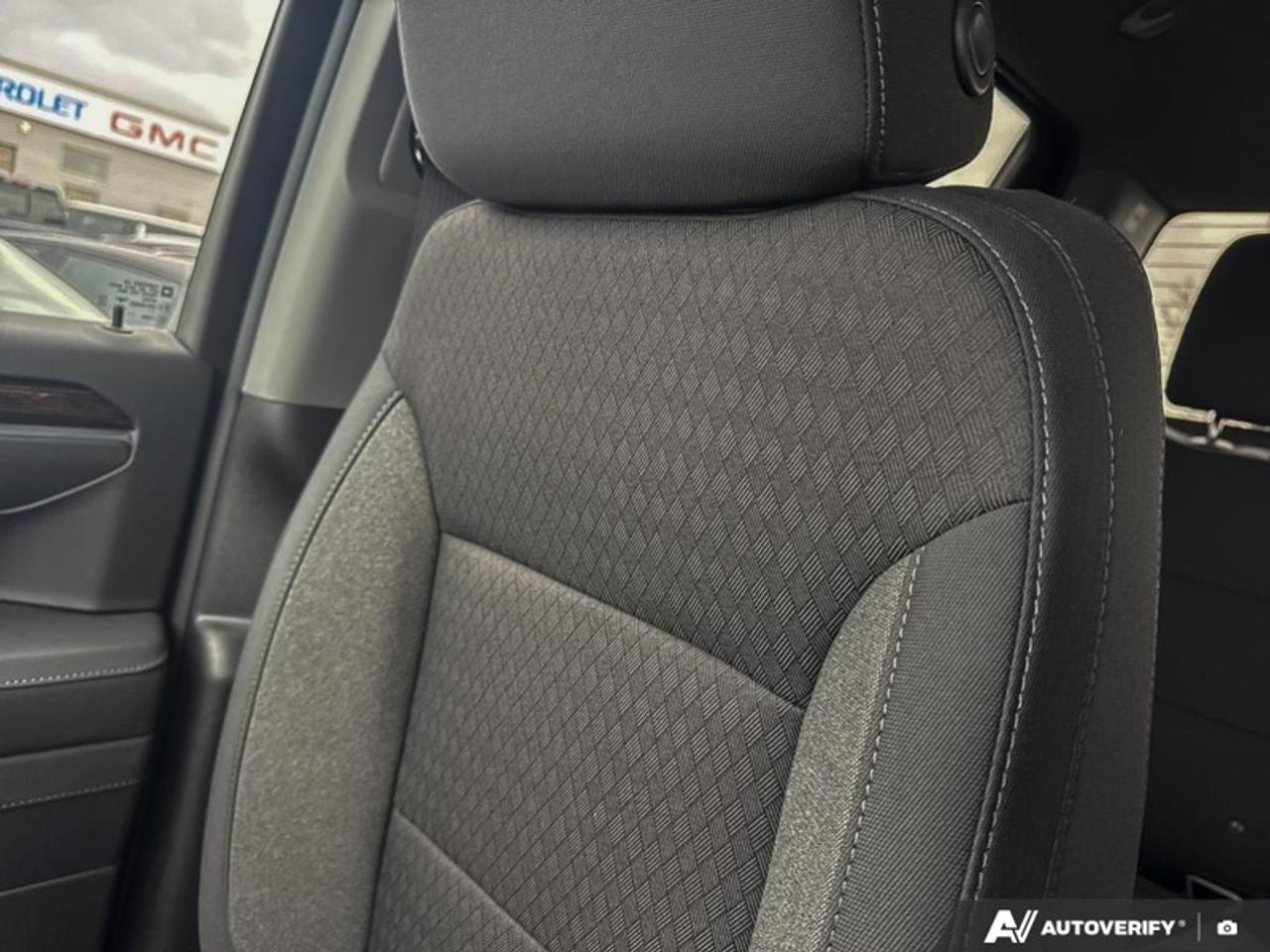 2026 GMC Sierra 1500 SLE  - Assist Steps Photo