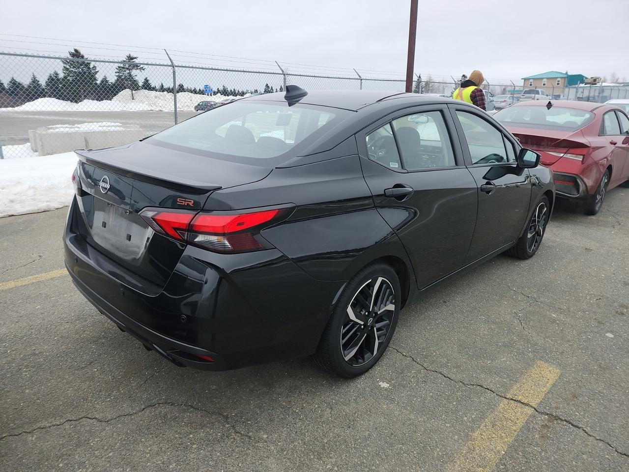 2024 Nissan Versa SR Photo