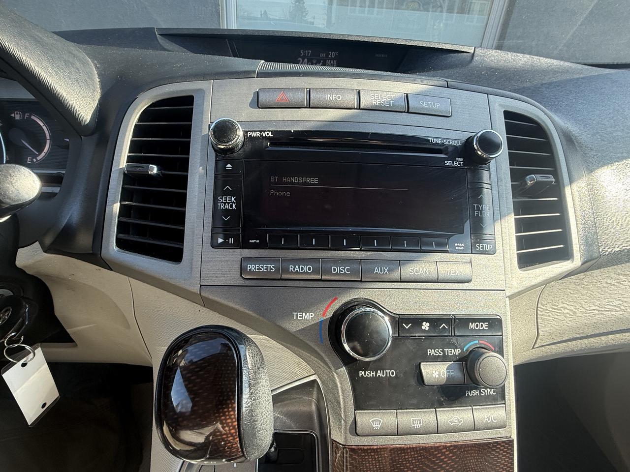 2012 Toyota Venza  Photo