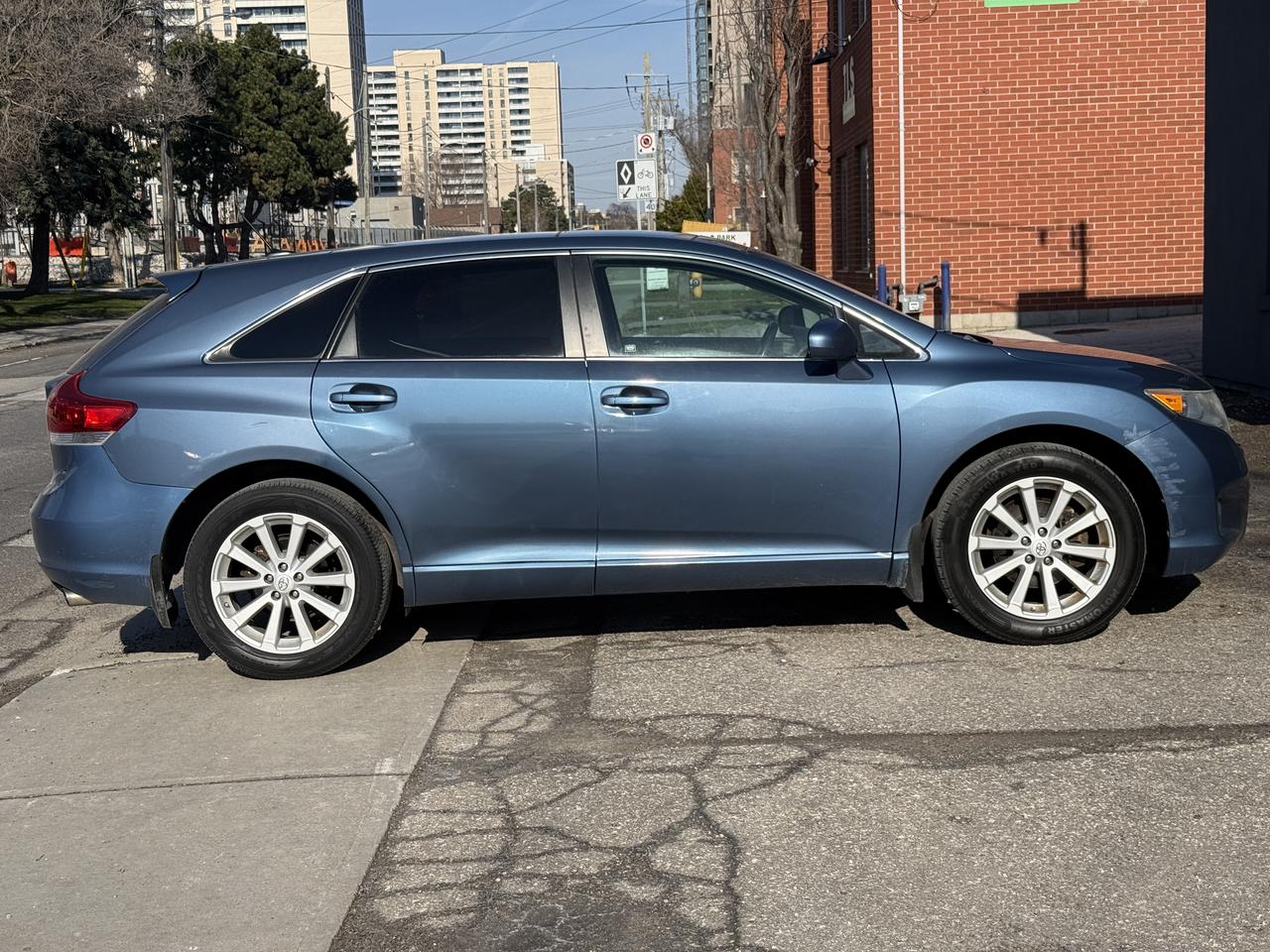 2012 Toyota Venza  Photo