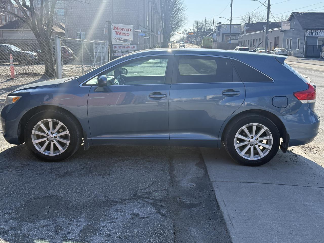 2012 Toyota Venza  Photo