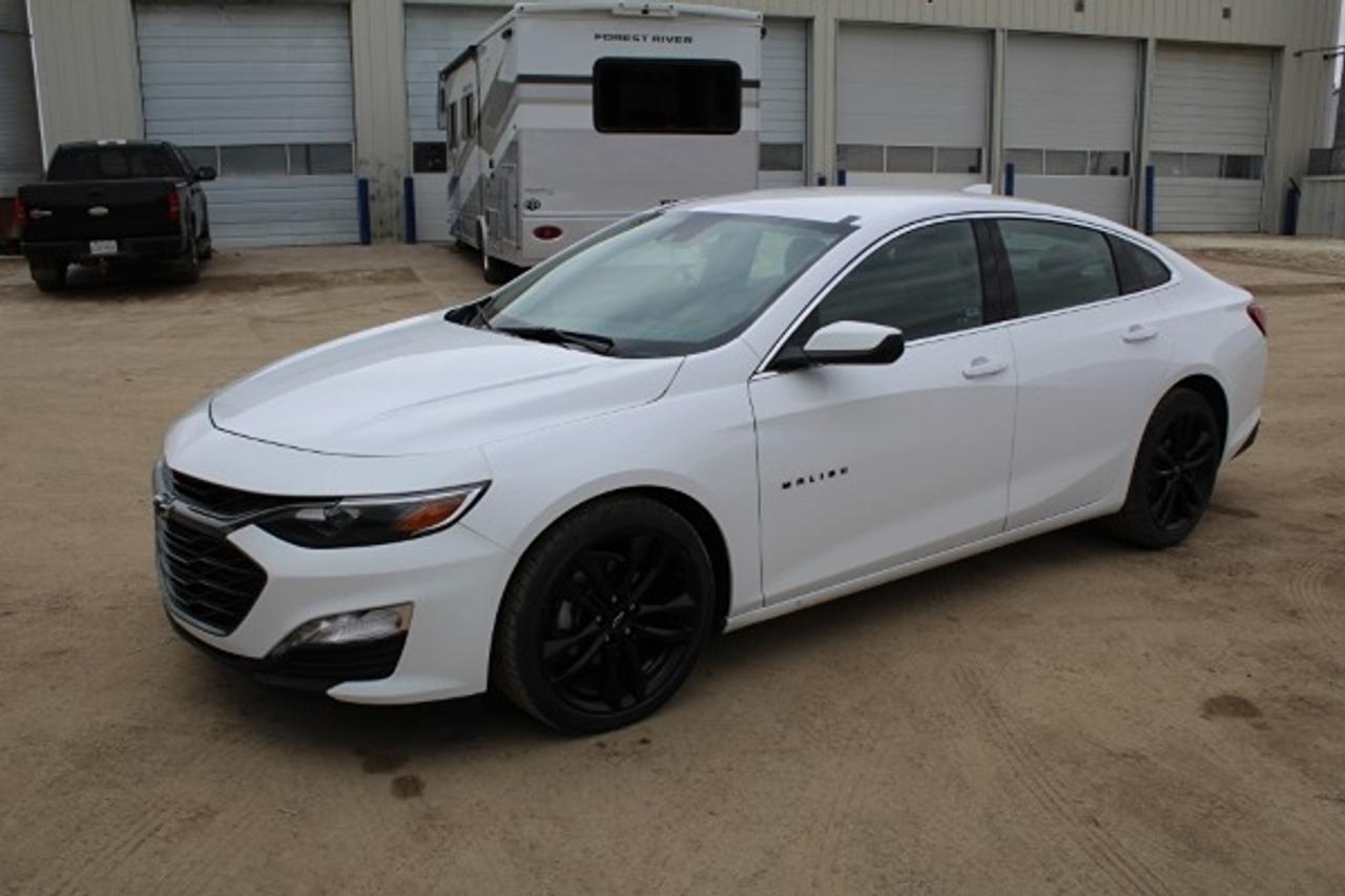 2024 Chevrolet Malibu LT Sport w/Htd cloth, BUC - Photo #1