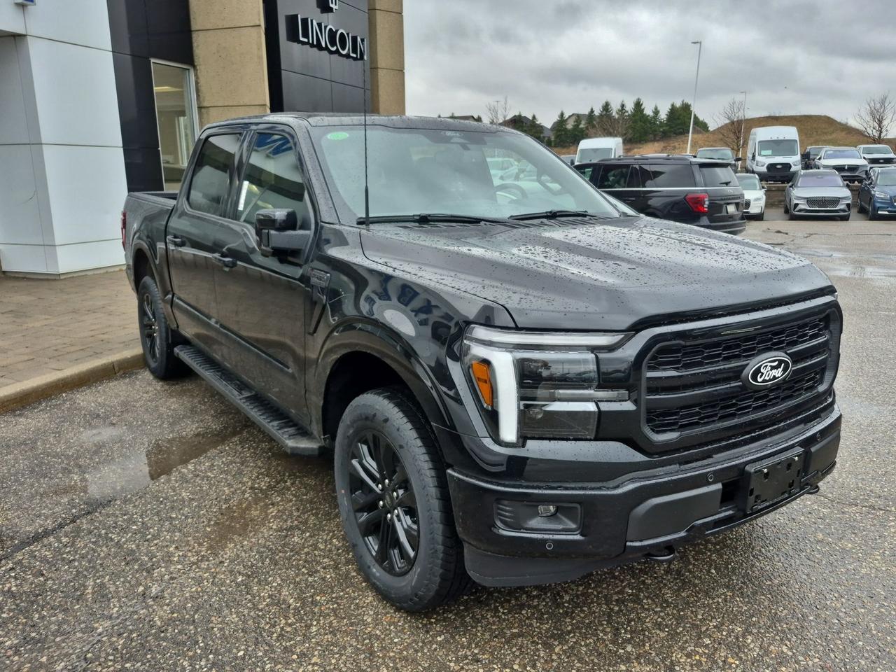 2026 Ford F-150 LARIAT, MOONROOF, TOW/HAUL PKG, ADAPTIVE CRUISE Photo2