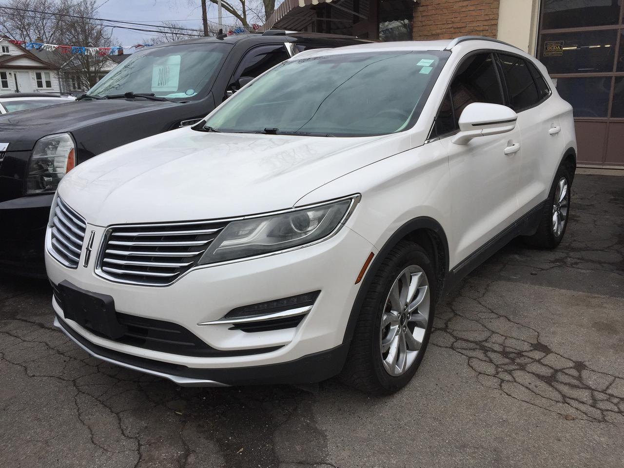 2016 Lincoln MKC Luxury, Security and Economy All Rolled Into One - Photo #1