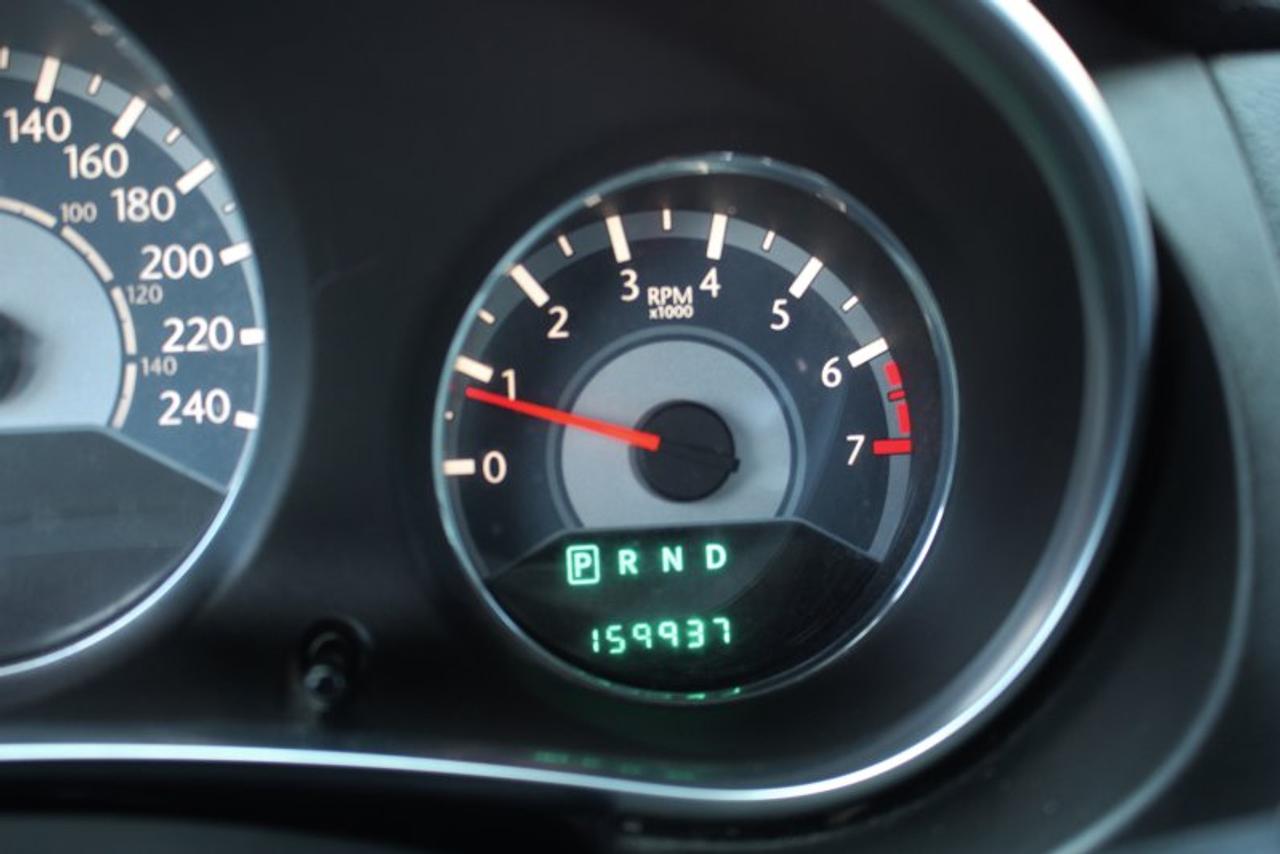 2014 Chrysler 200 Limited*Low Ks*Heated Leather*Sun Roof*Bluetooth Photo