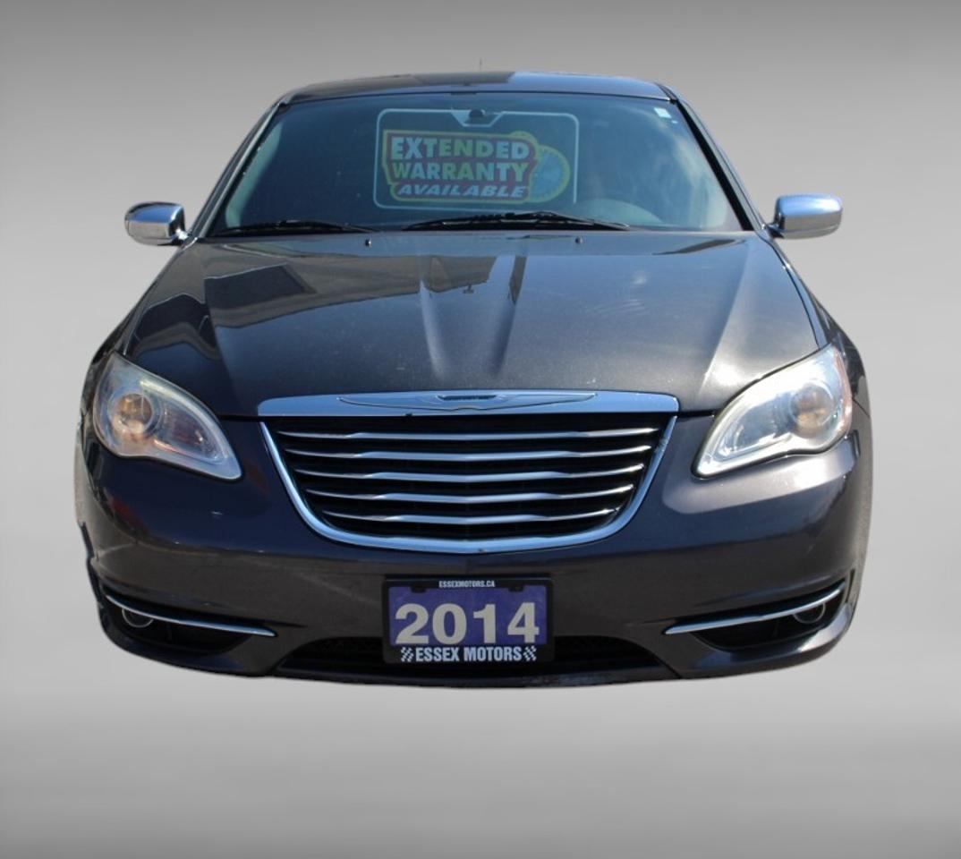 2014 Chrysler 200 Limited*Low Ks*Heated Leather*Sun Roof*Bluetooth Photo