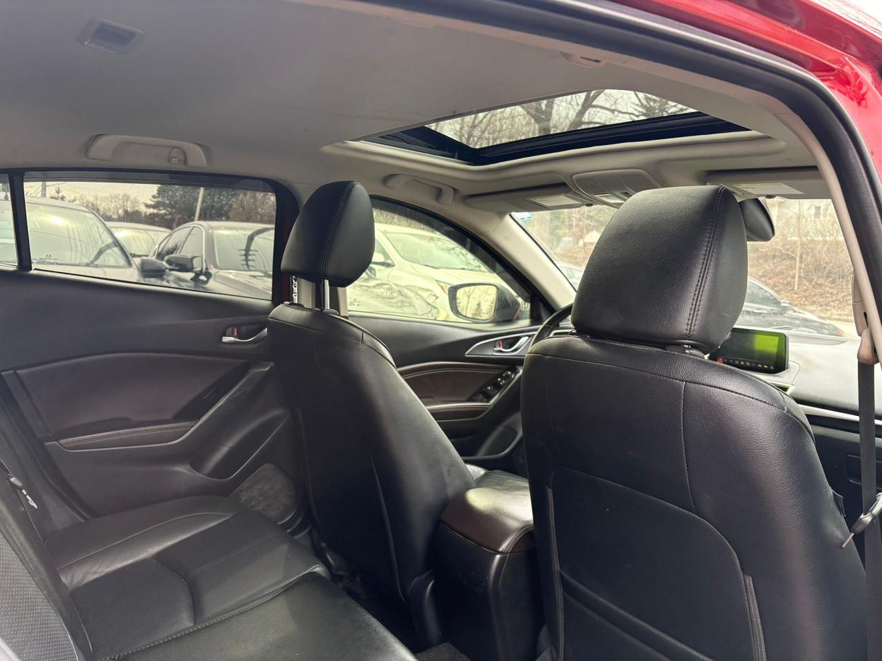 2018 Mazda Mazda3 Sport GT Photo