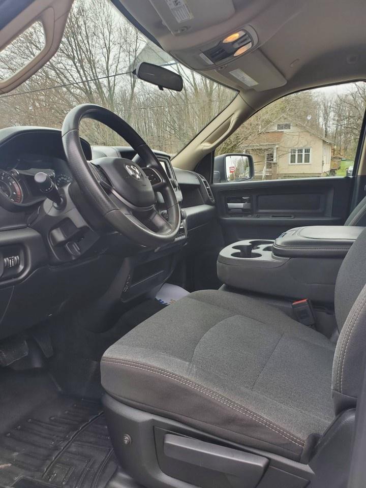 2019 RAM 2500 Tradesman 4x4 Crew Cab 6'4" Box Photo