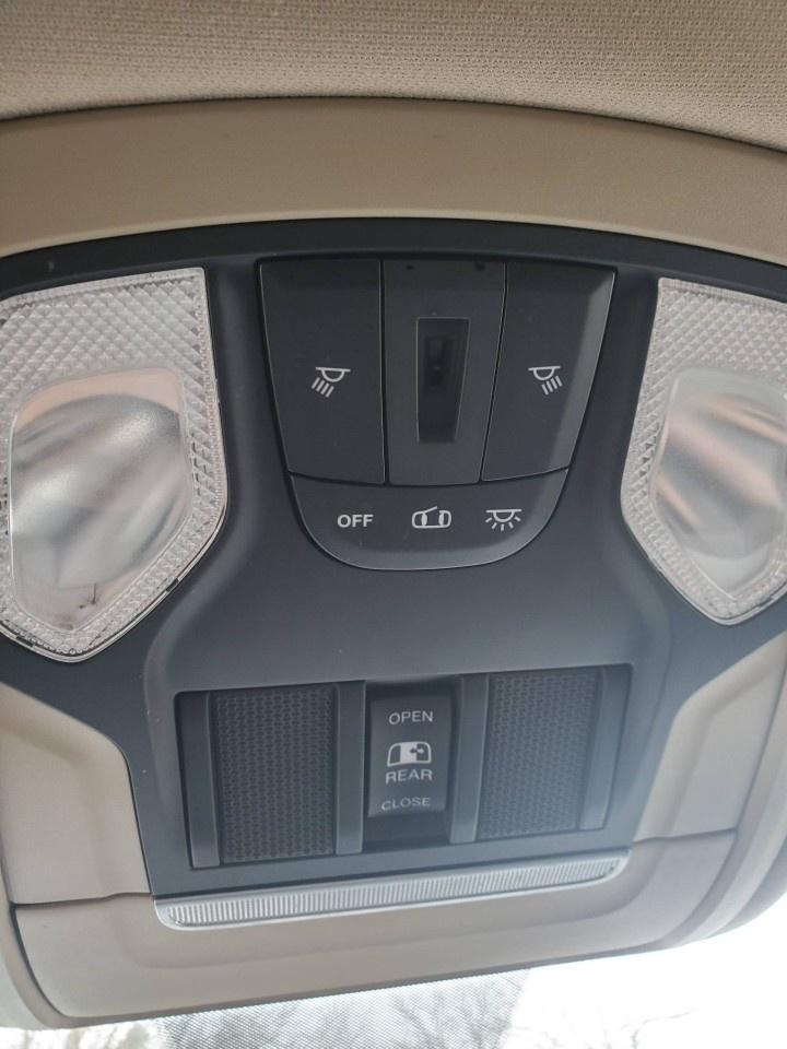 2019 RAM 2500 Tradesman 4x4 Crew Cab 6'4" Box Photo