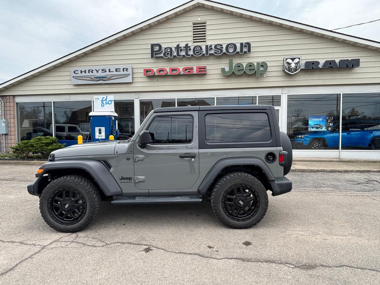2023 Jeep Wrangler Sport 2dr 4x4 Photo0