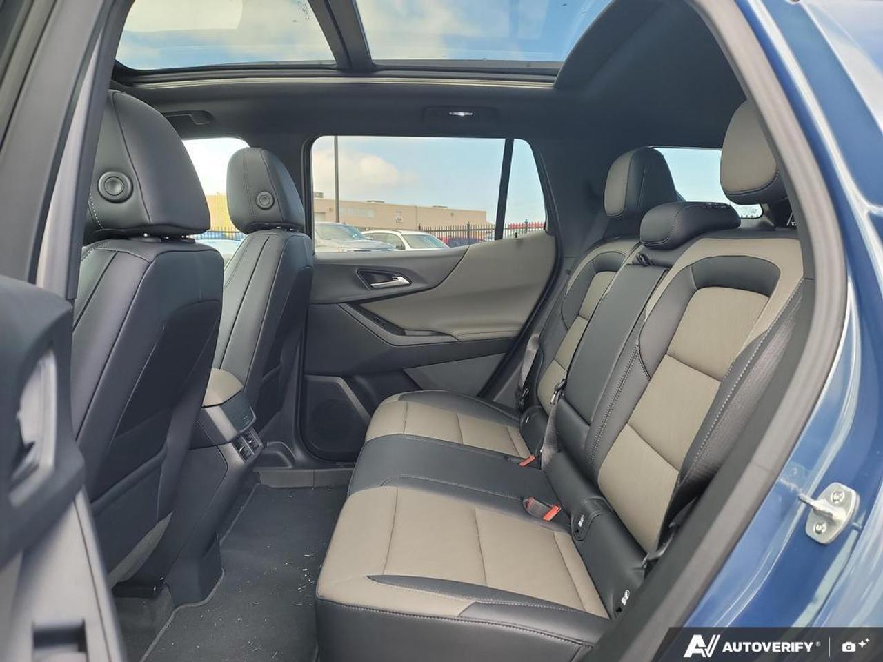2026 Chevrolet Equinox LT w-2LT AWD   NO CLAIMS   PANO ROOF   CARPLAY Photo
