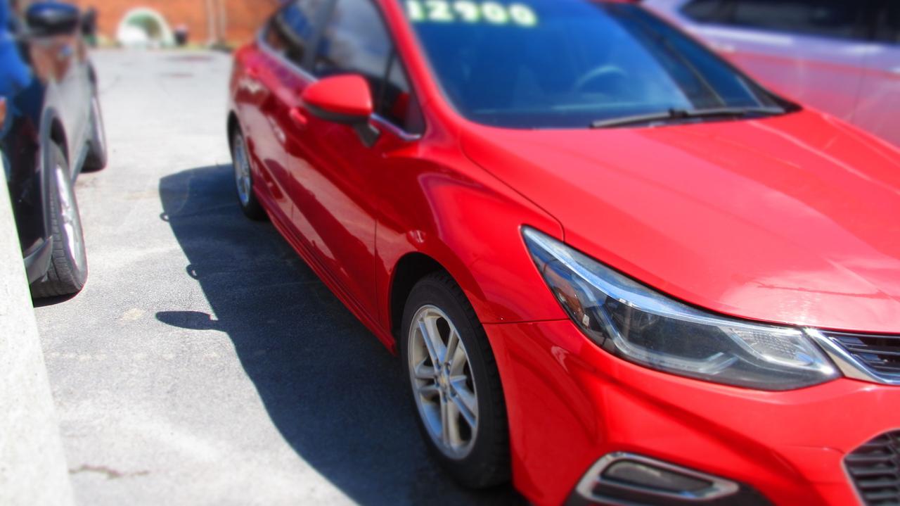 2018 Chevrolet Cruze LT Auto 4dr Sedan Photo