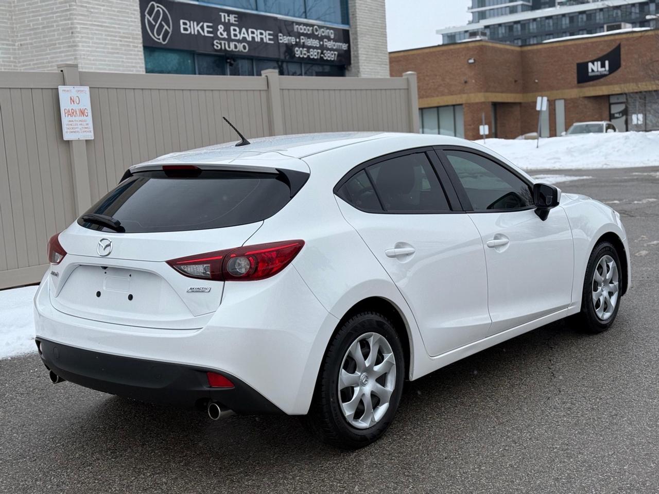 2016 Mazda MAZDA3 GX Photo