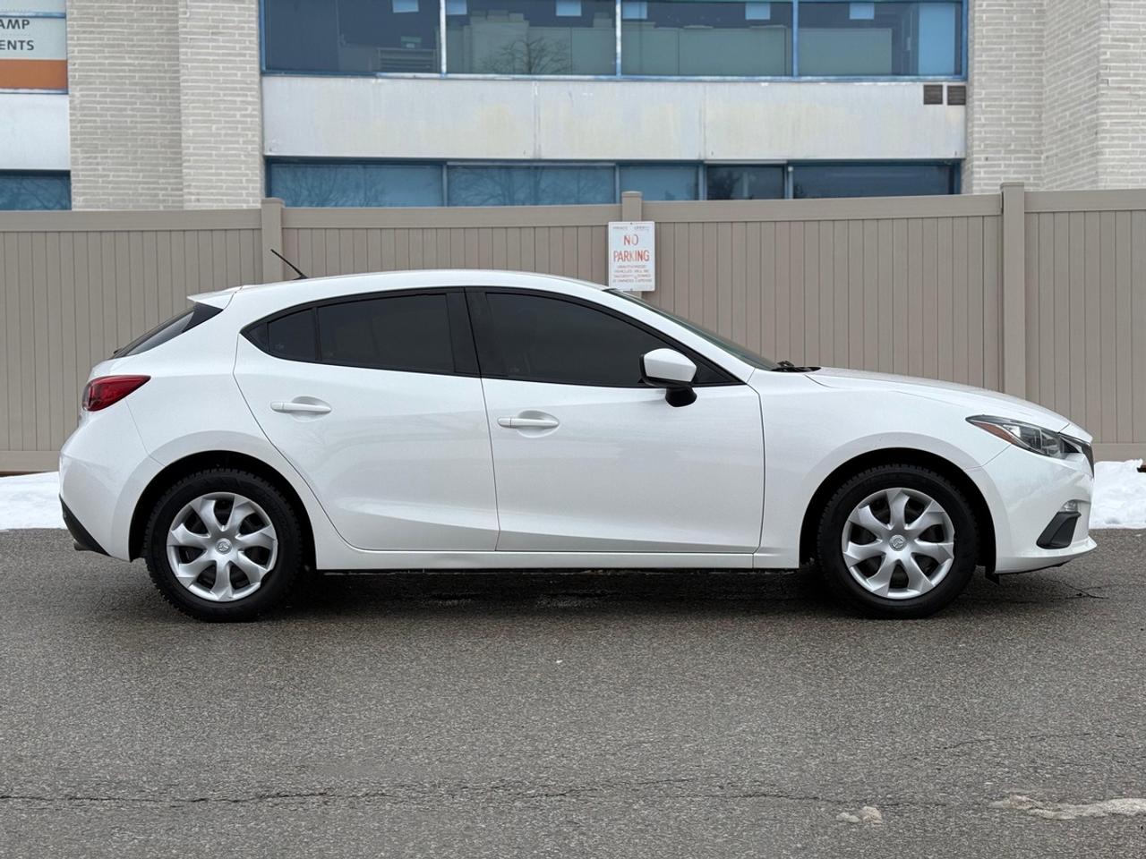 2016 Mazda MAZDA3 GX Photo