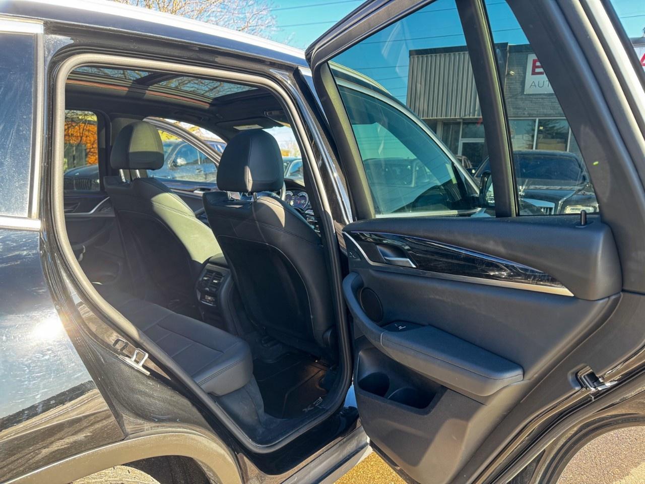 2019 BMW X3 BMW service history/Heated seats/Panoramic sunroof Photo