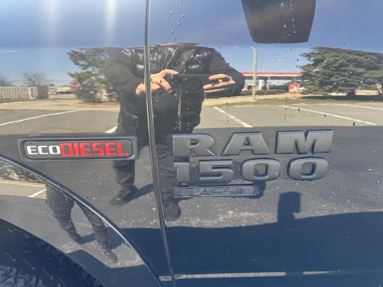 2019 RAM 1500 Classic SLT Photo