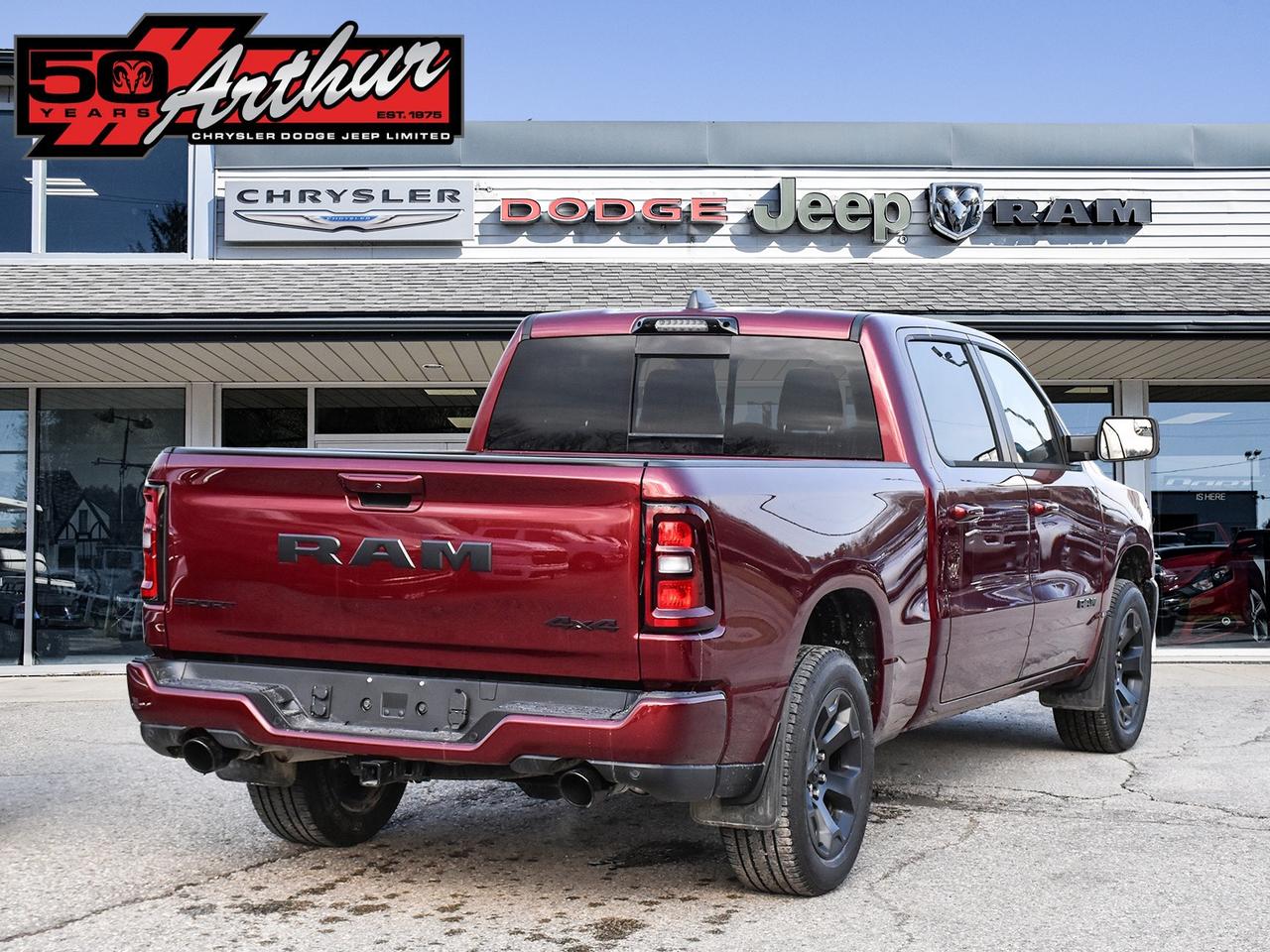 2025 RAM 1500 SPORT CREW CAB 4X4 WITH PANORAMIC SUNROOF Photo