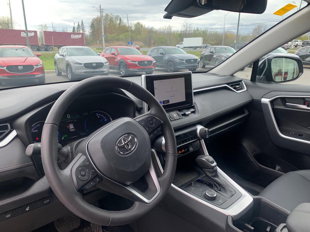 2025 Toyota RAV4 Hybrid XLE 4dr All-Wheel Drive Photo