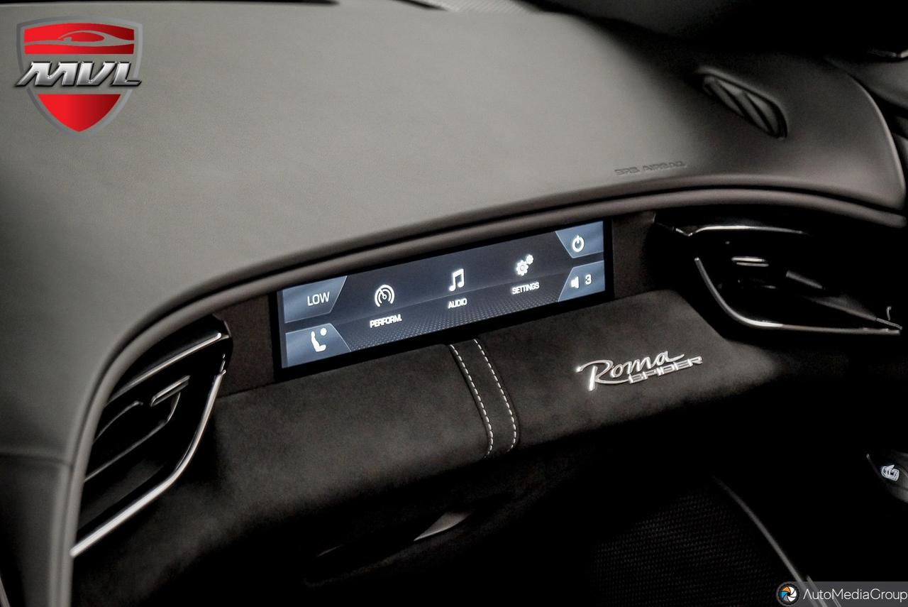 2025 Ferrari Roma Spider Base 2dr Convertible Photo