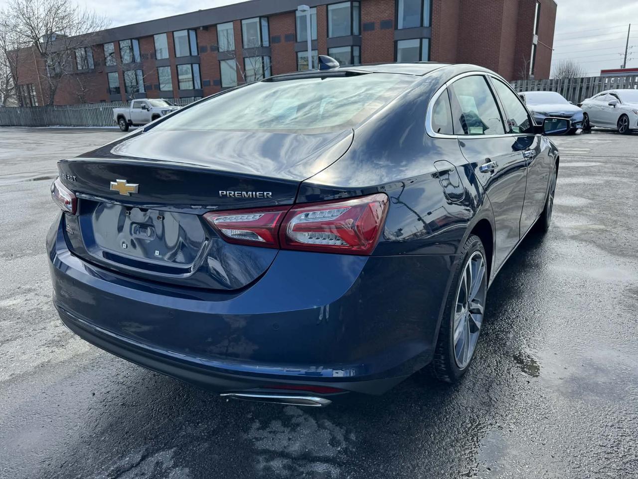 2019 Chevrolet Malibu 4dr Sdn Premier w-2LZ Photo4
