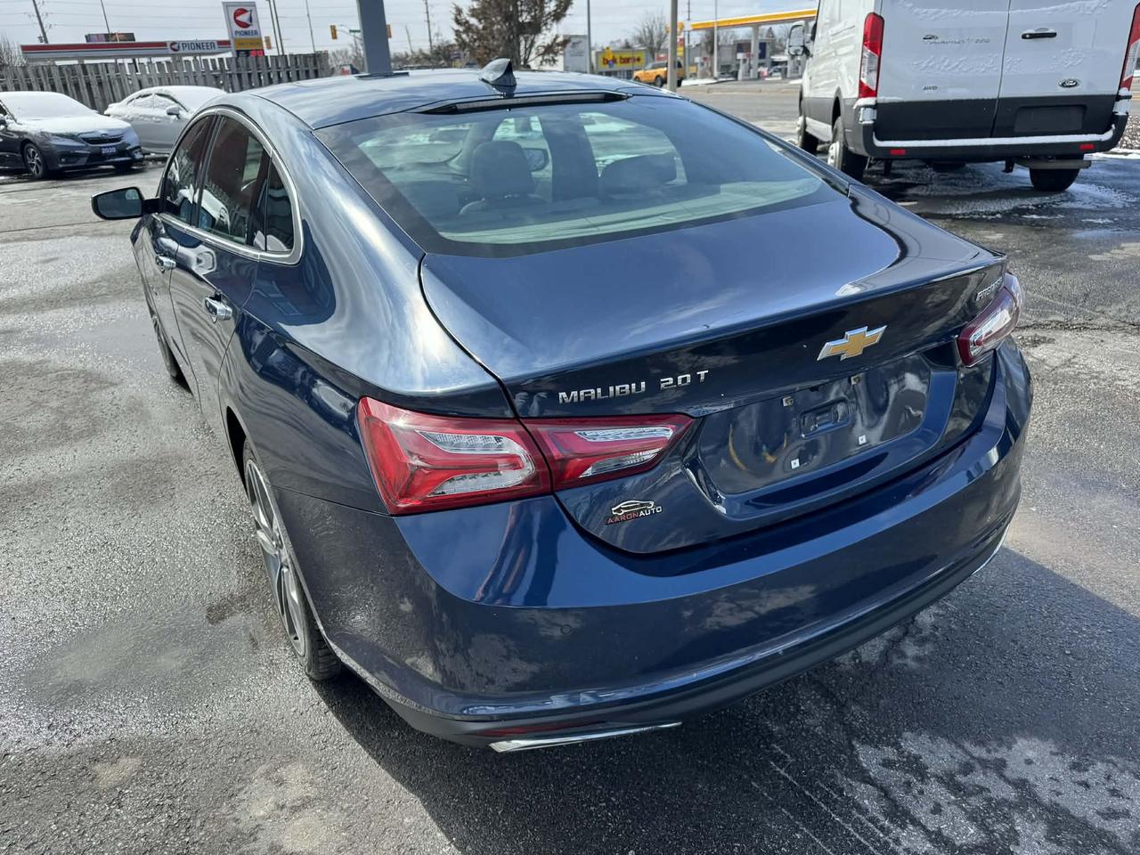 2019 Chevrolet Malibu 4dr Sdn Premier w-2LZ Photo