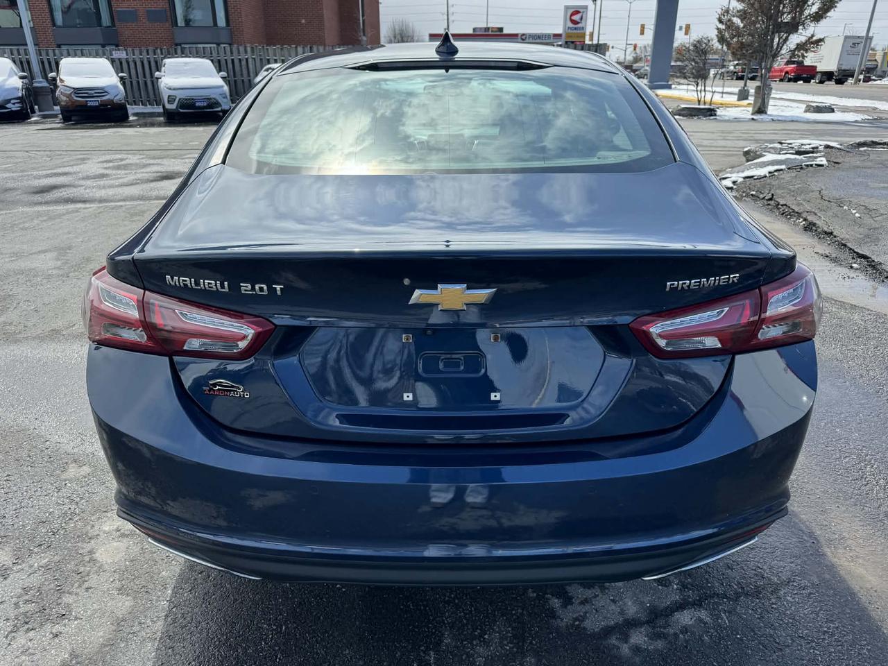 2019 Chevrolet Malibu 4dr Sdn Premier w-2LZ Photo